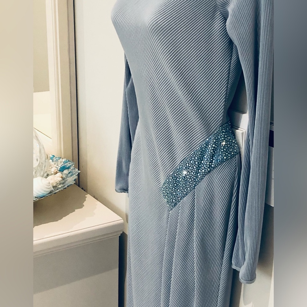 Giorgio Armani Light Blue Long Sleeve Maxi Dress. Size 36 - Picture 9 of 14